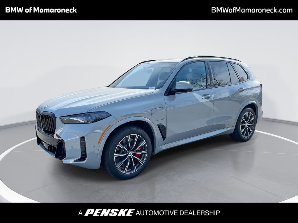 2026 BMW X5 50e's photo