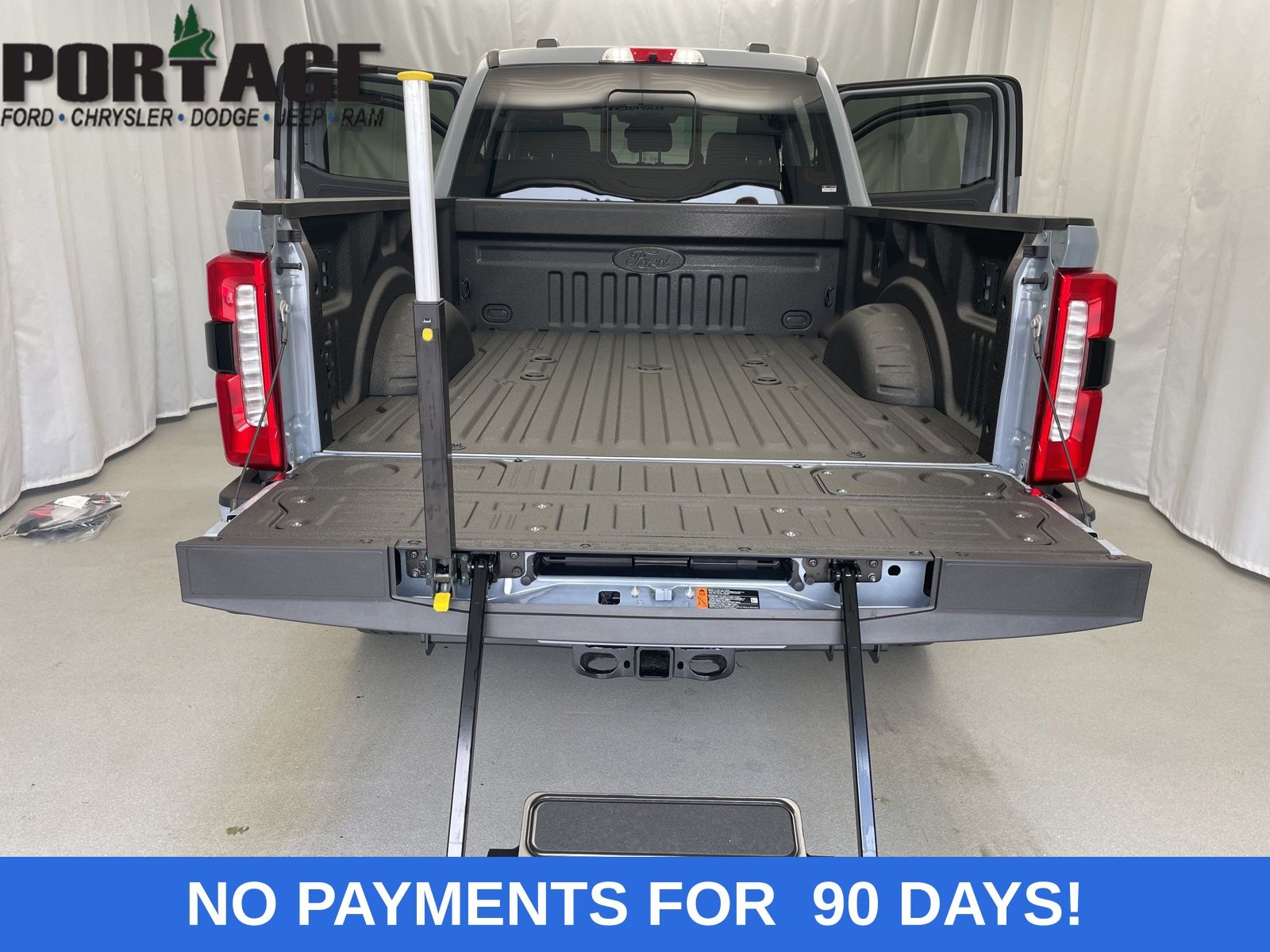 2025 Ford F-250 photo 27
