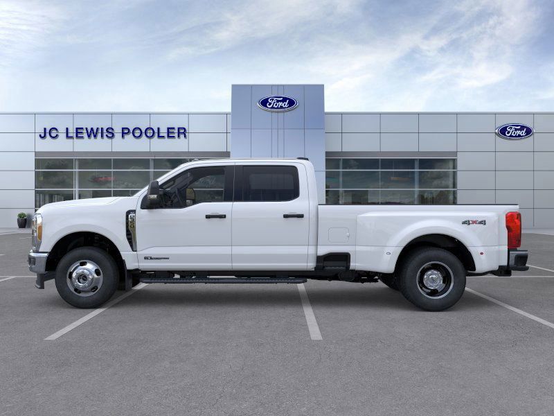 2026 Ford F-350 XLT photo 4