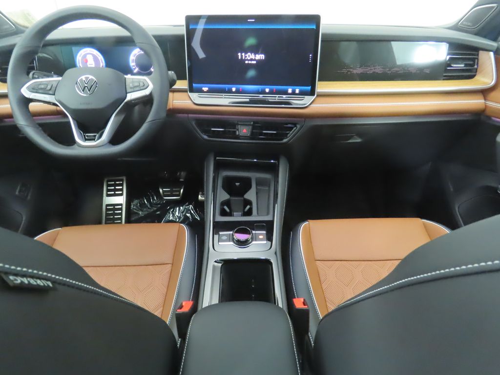 2025 Volkswagen Tiguan SEL R-Line Black photo 14