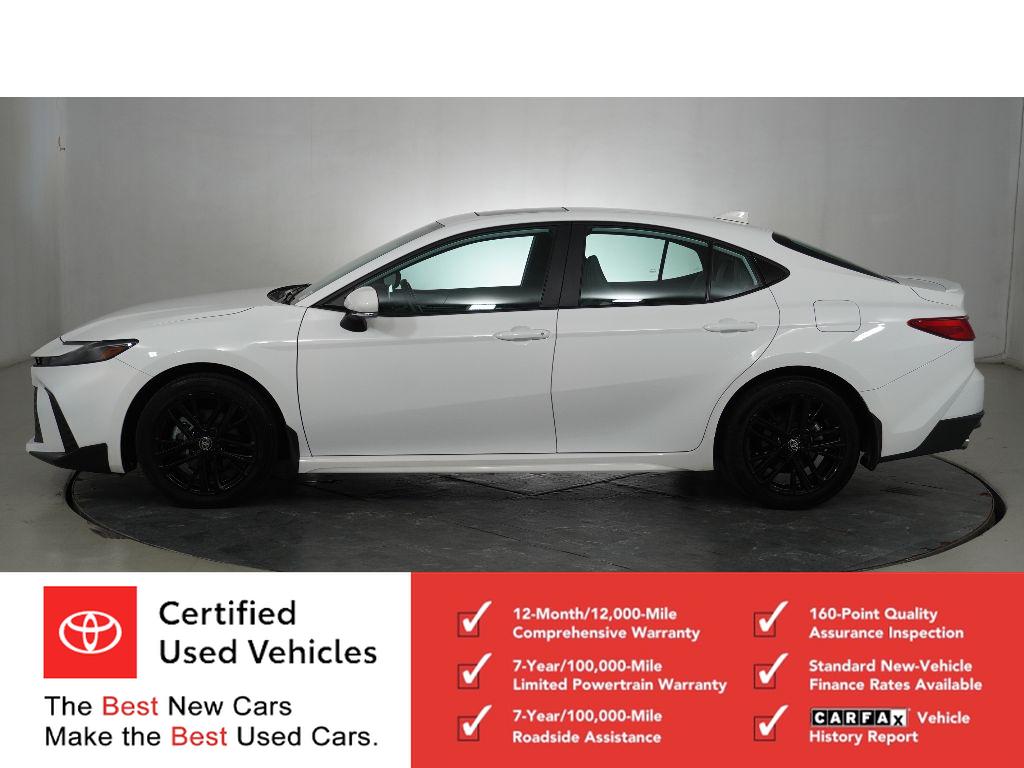 2025 Toyota Camry Hybrid SE photo 4