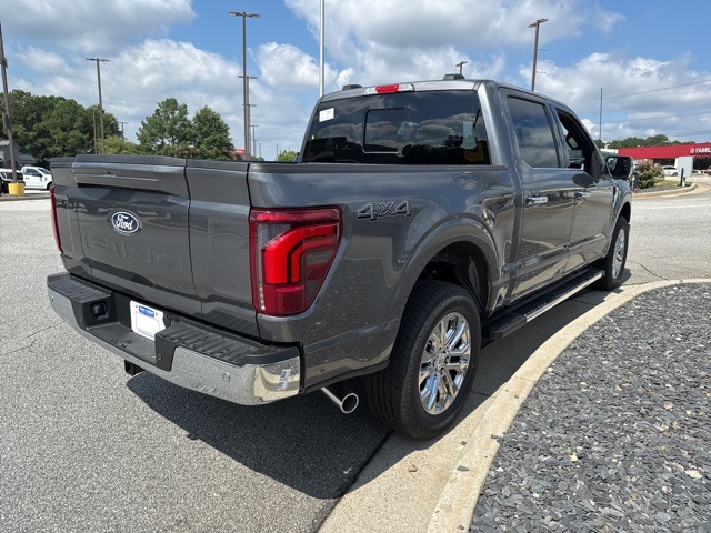 2025 Ford F-150 Lariat photo 10