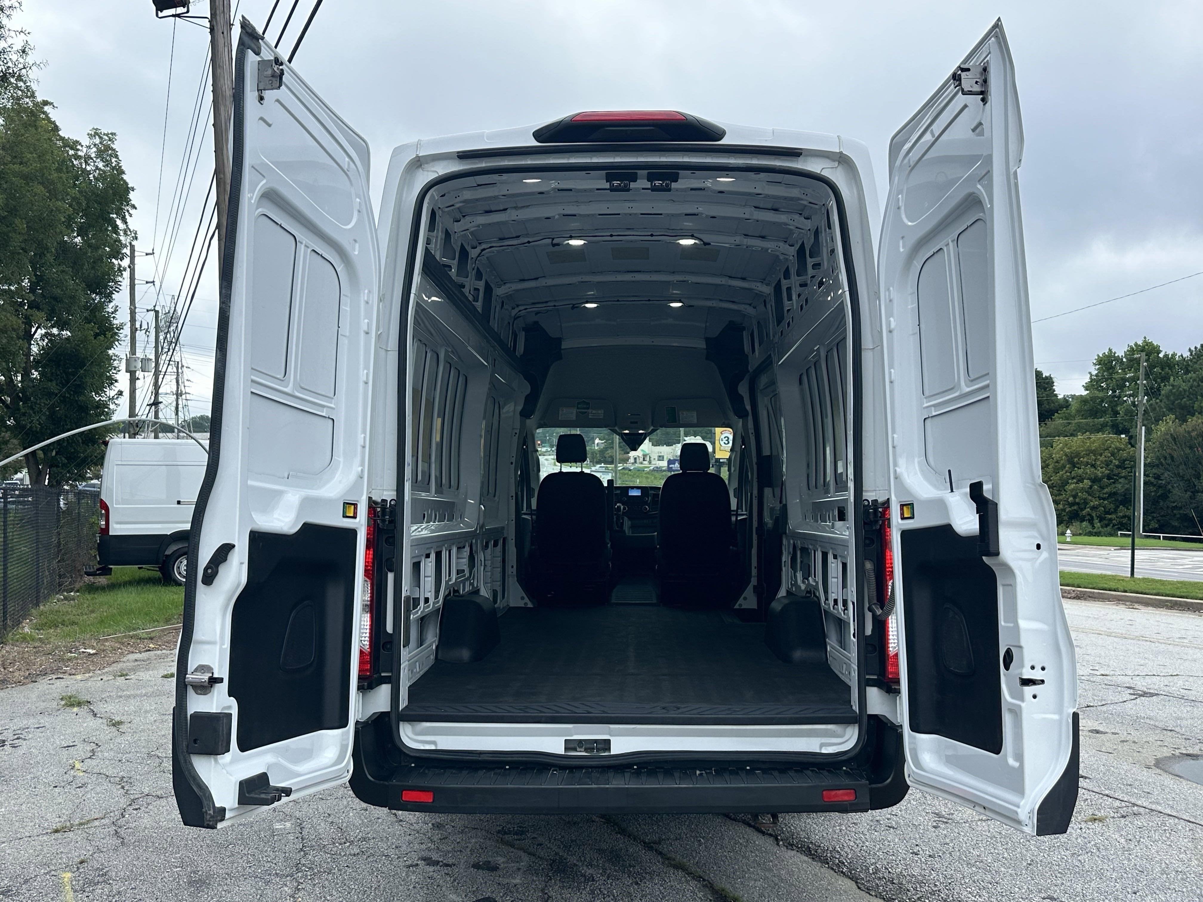 2024 Ford Transit Cargo Van photo 11