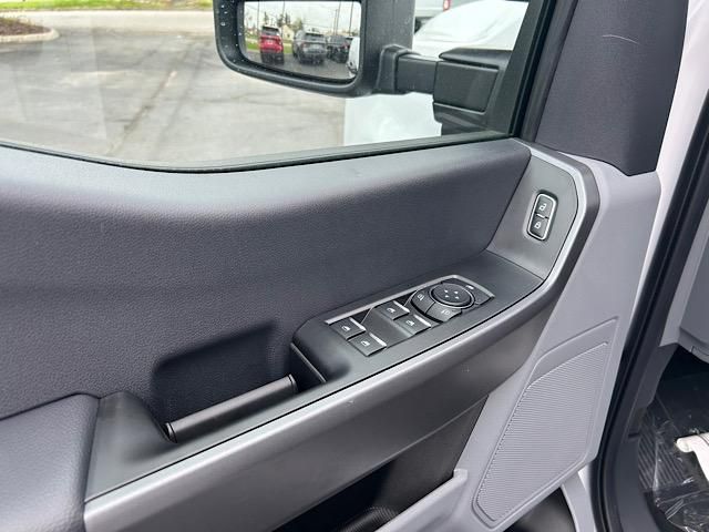 2025 Ford F-350 XL photo 20