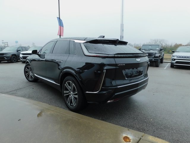 2024 Cadillac Lyriq Luxury photo 4