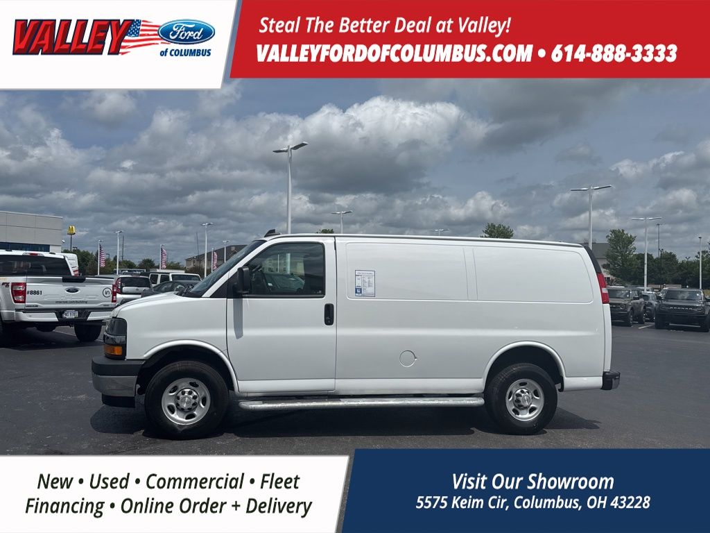2023 Chevrolet Express 2500 Work Van photo 3