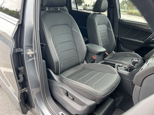2024 Volkswagen Tiguan SEL R-Line photo 14