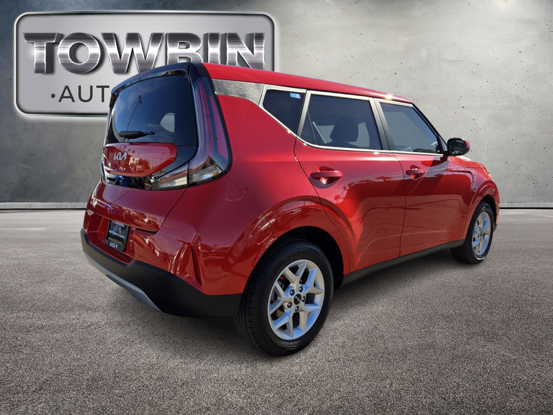 2025 Kia Soul LX photo 4