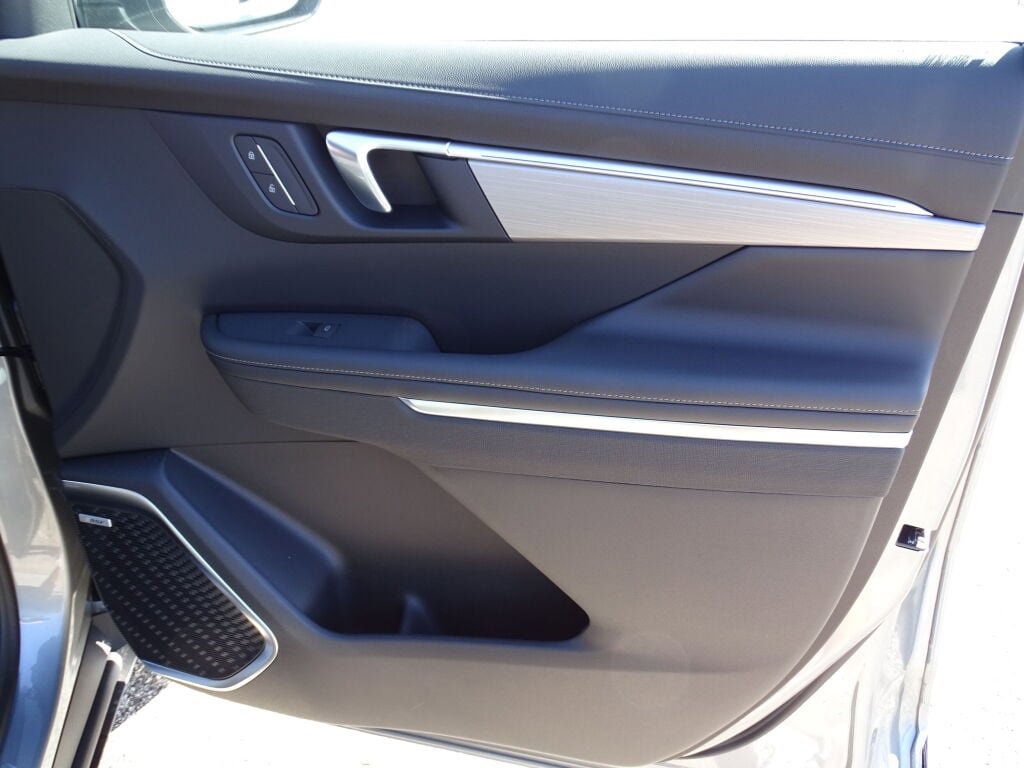 2025 Buick Enclave Preferred photo 7