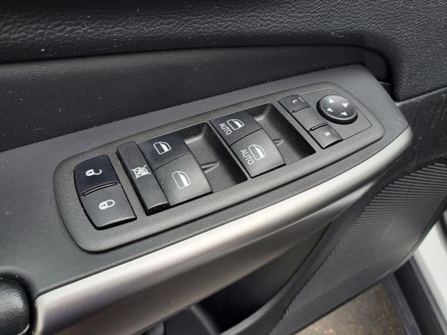 2022 Jeep Cherokee Limited photo 17