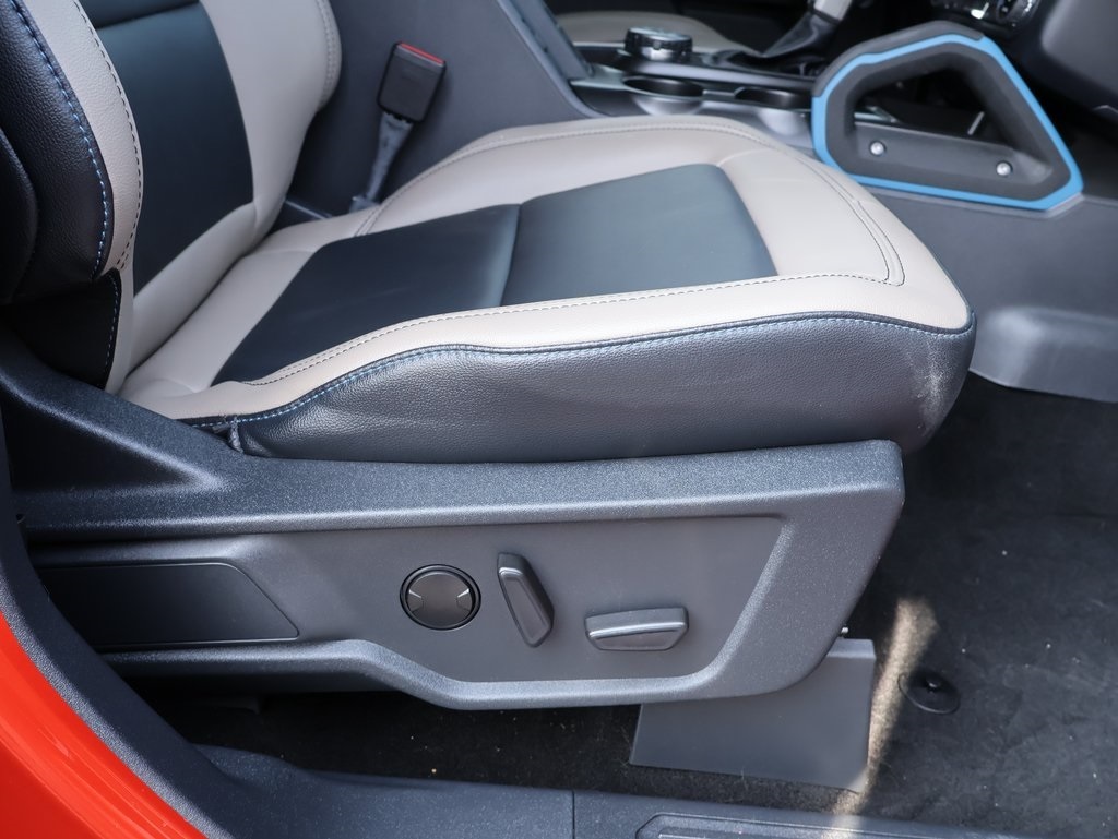 2022 Ford Bronco Wildtrak photo 12