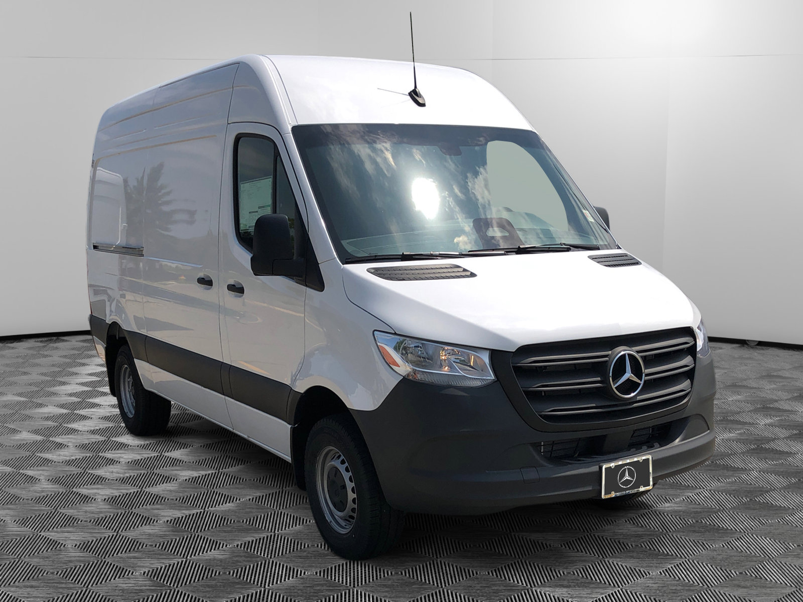 2025 Mercedes-Benz Sprinter Cargo Van Base's photo