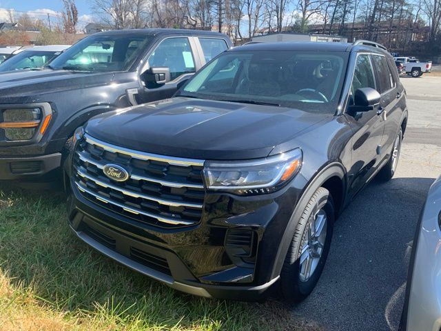 2026 Ford Explorer photo 3