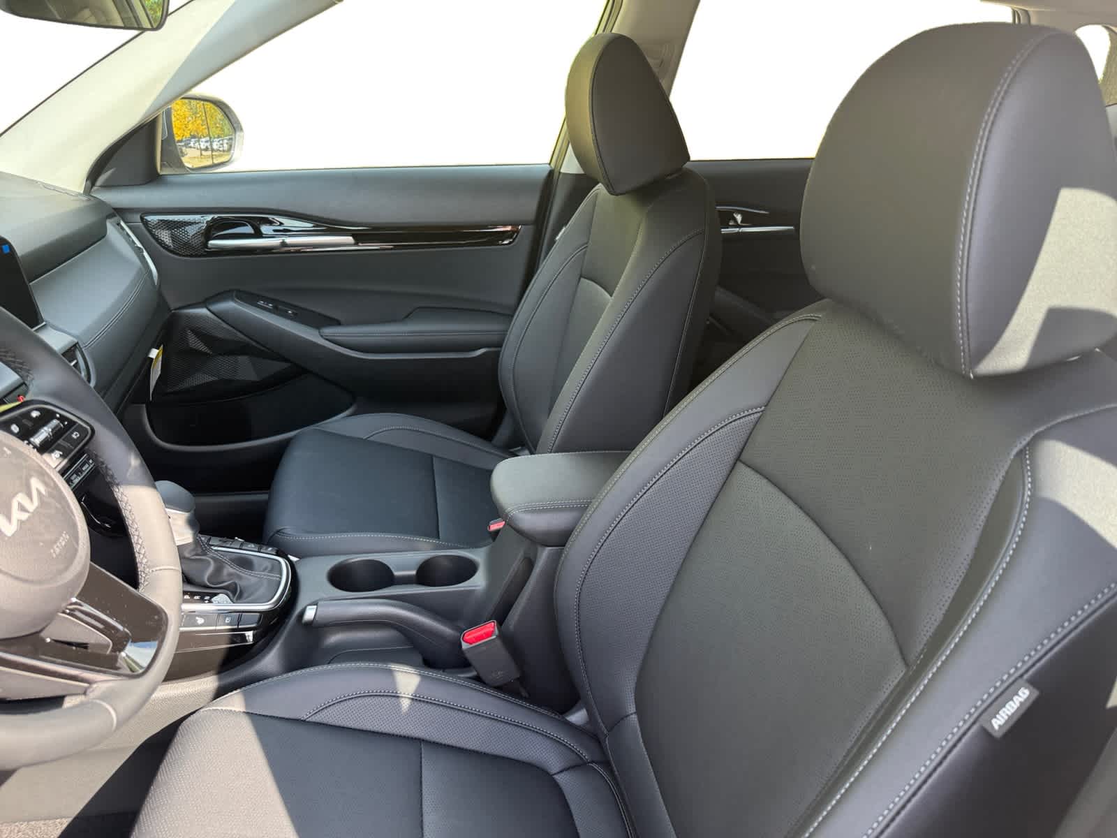 2026 Kia Seltos EX photo 8