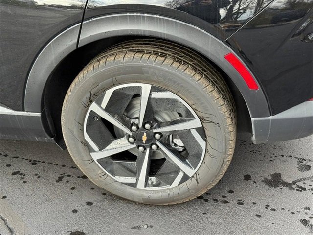 2026 Chevrolet Equinox EV 1LT photo 4