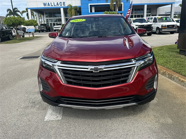 2023 Chevrolet Equinox LT photo 3