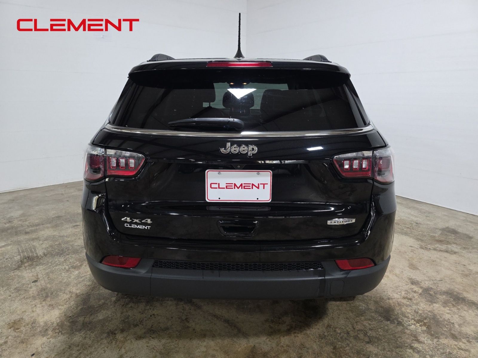 2022 Jeep Compass Latitude photo 6