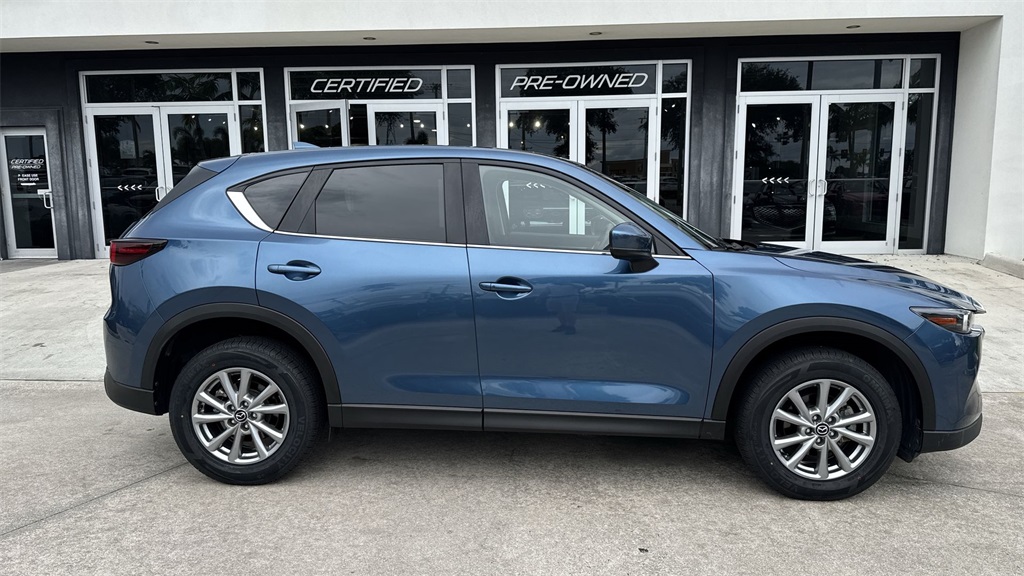 2023 Mazda CX-5 2.5 S Preferred photo 4