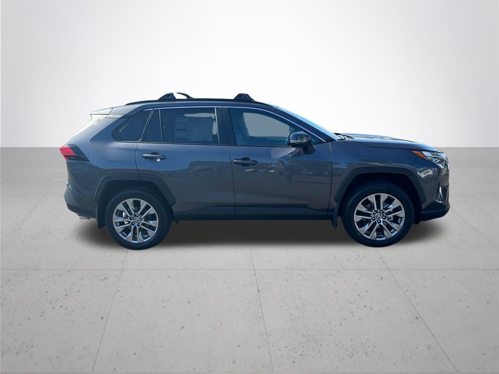 2025 Toyota RAV4 XLE Premium photo 6