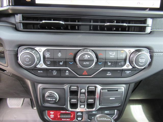 2025 Jeep Gladiator Rubicon photo 25