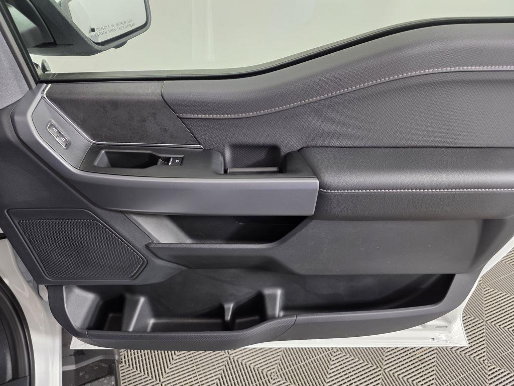 2025 Ford F-150 XLT photo 22