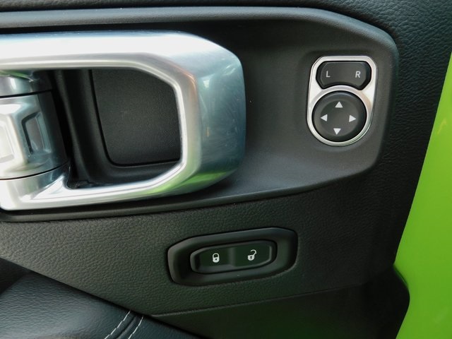 2021 Jeep Wrangler Unlimited Sahara photo 19