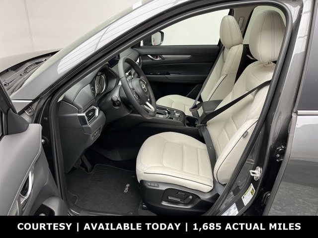 2025 Mazda CX-5 2.5 S Preferred photo 3
