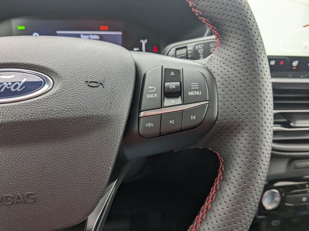 2025 Ford Escape ST-Line photo 27