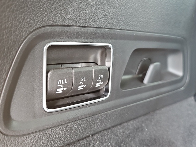 2026 Mercedes Benz GLS 450 4MATIC photo 10