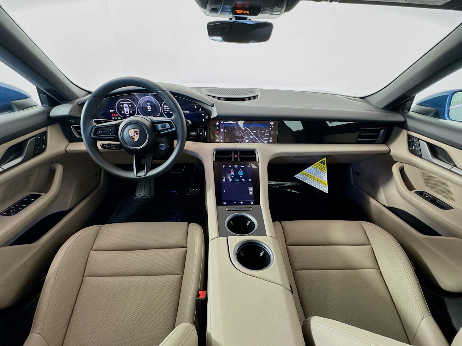 2025 Porsche Taycan 4 photo 19
