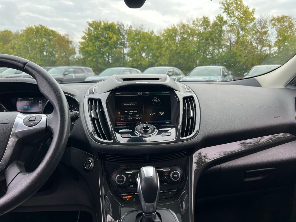 2015 Ford Escape Titanium photo 15