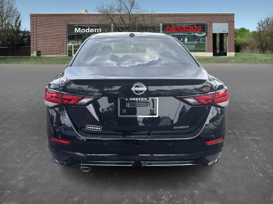 2025 Nissan Sentra SR Midnight Edition photo 3