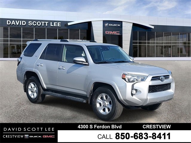 2020 Toyota 4Runner SR5's photo