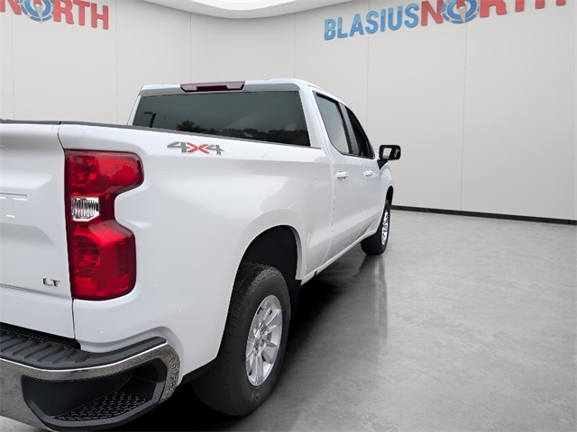 2023 Chevrolet Silverado 1500 LT photo 4