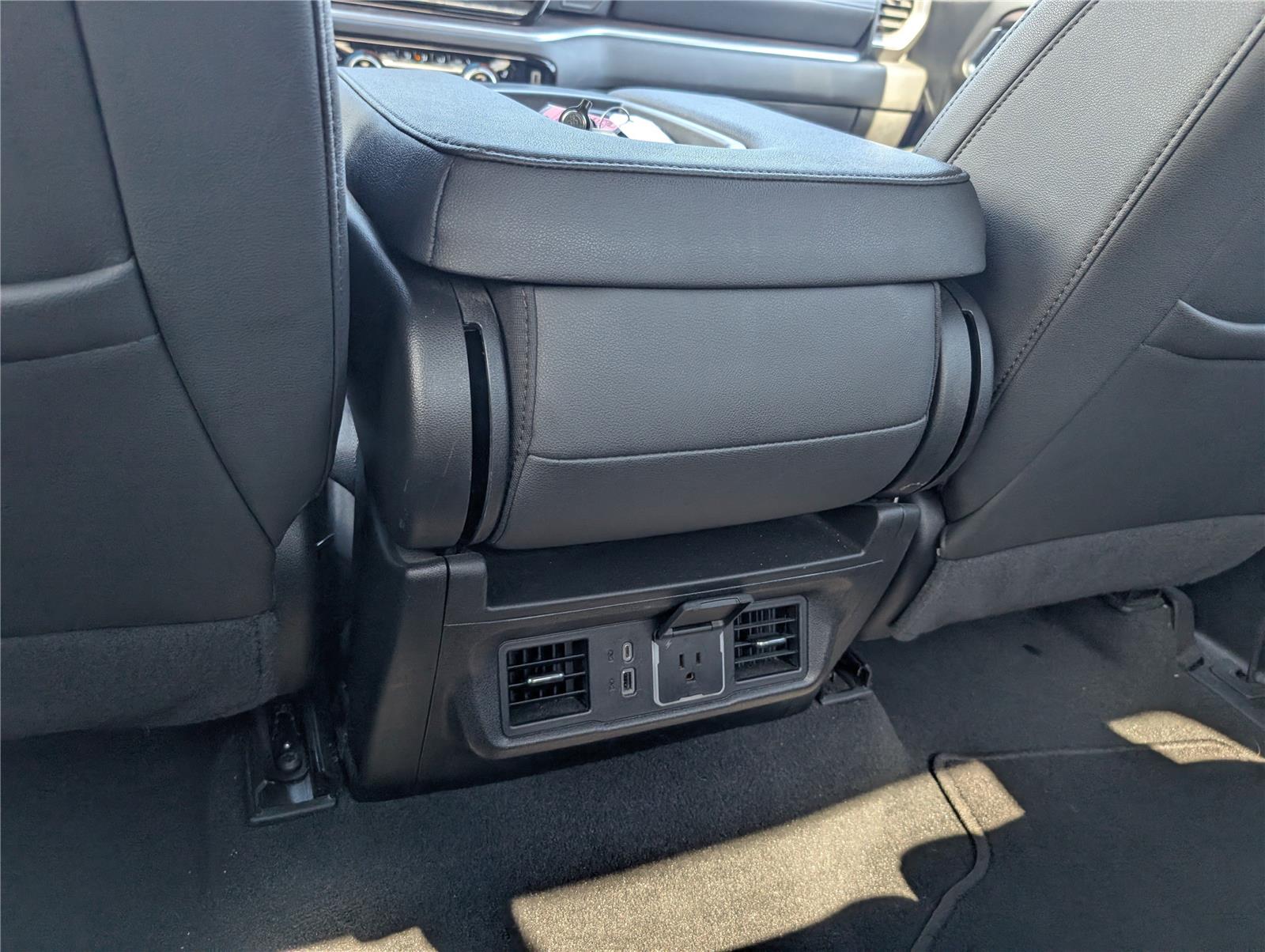 2024 Gmc Sierra 1500 SLT photo 29