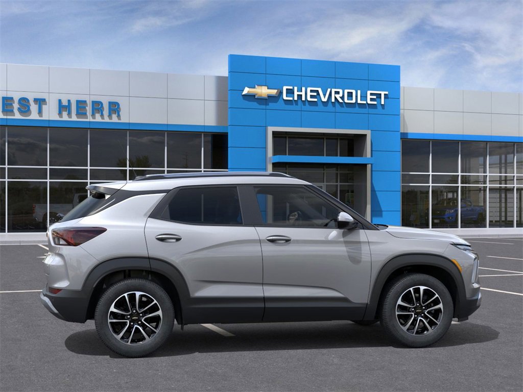 2026 Chevrolet Trailblazer LT photo 4