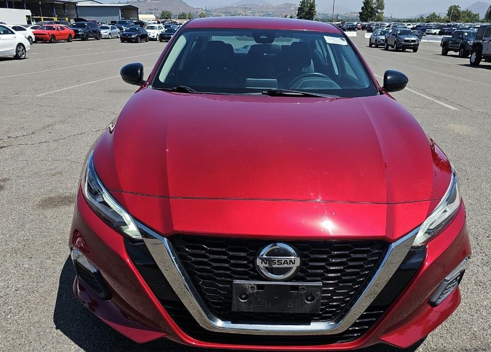 Used 2021 Nissan Altima SR with VIN 1N4BL4CVXMN348174 for sale in Kansas City