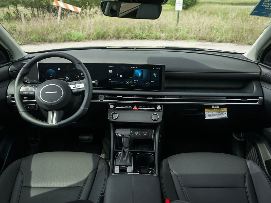 2025 Hyundai Tucson SEL Convenience photo 11