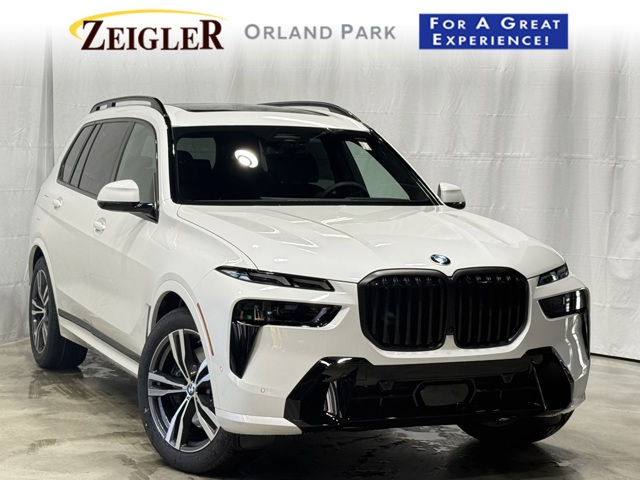 2026 BMW X7 40i's photo