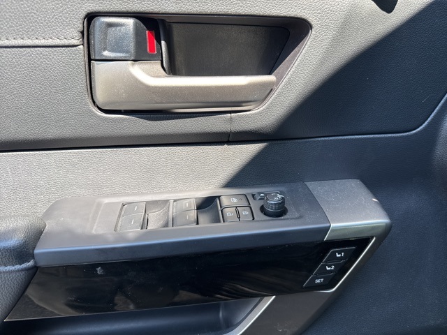 2024 Toyota Tundra Limited photo 9