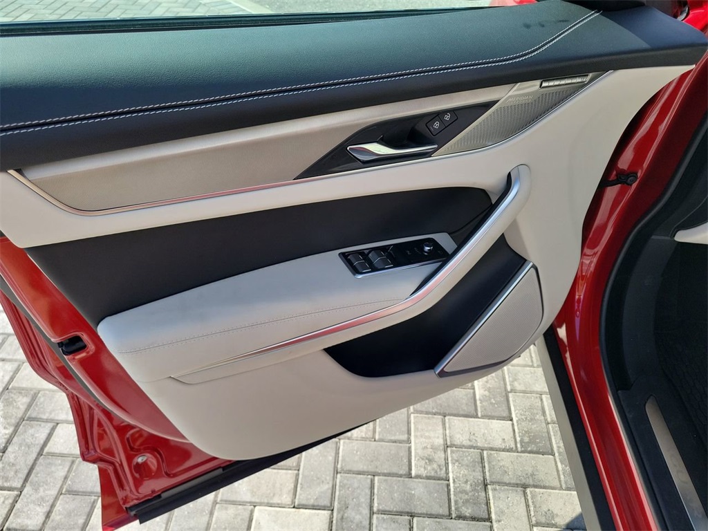 2026 Jaguar F-PACE P400 R-Dynamic S photo 21