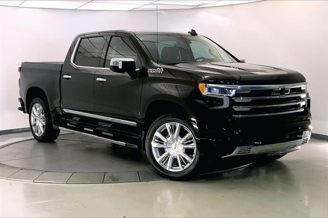 2023 Chevrolet Silverado 1500 High Country's photo