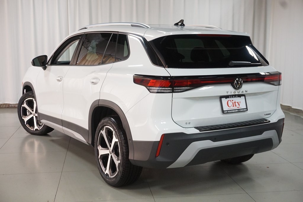 2025 Volkswagen Tiguan SE photo 4
