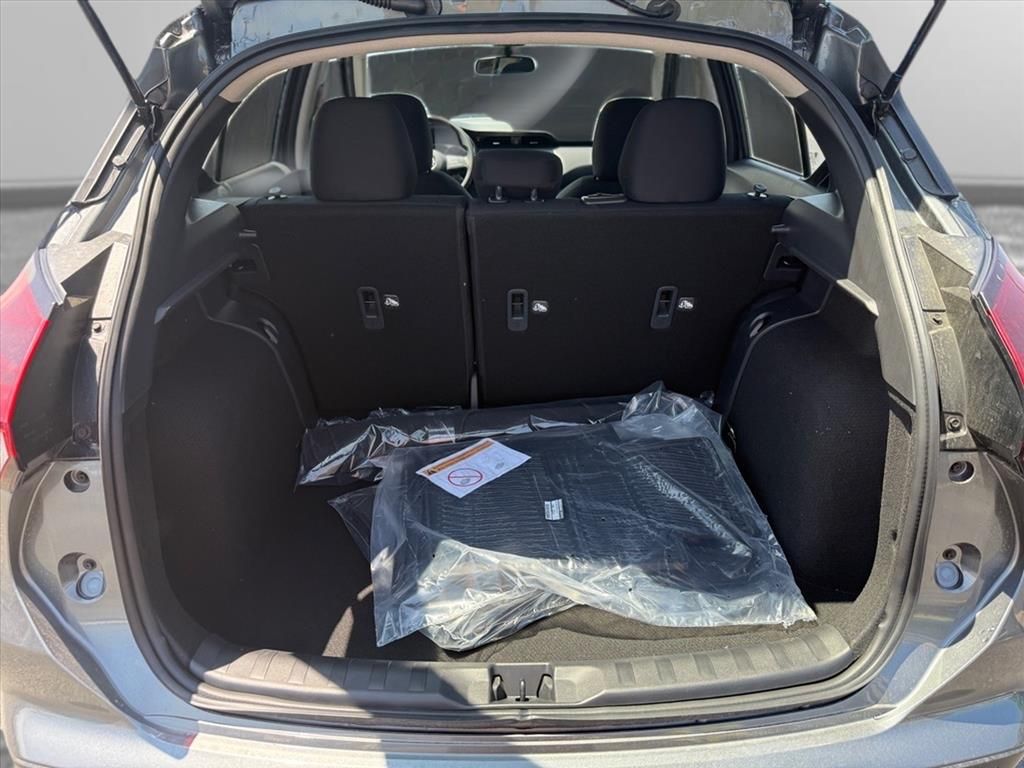 2025 Nissan Kicks Play S photo 20