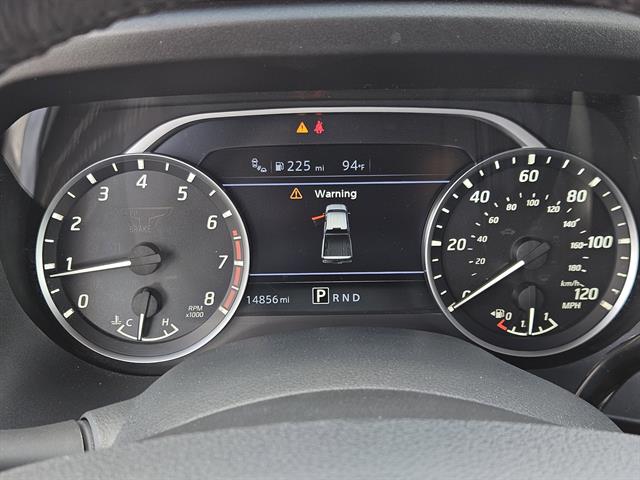 2024 Nissan Titan SV photo 10