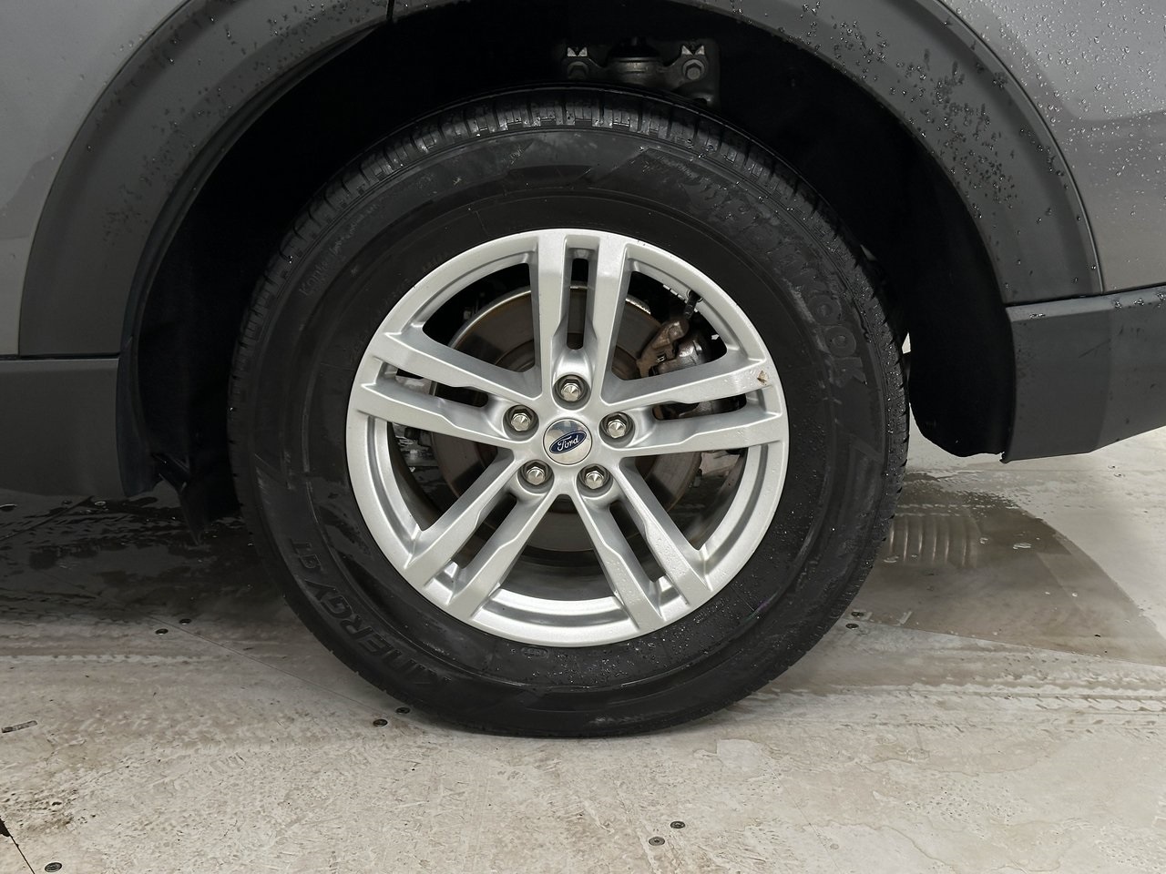 2022 Ford Explorer XLT photo 30