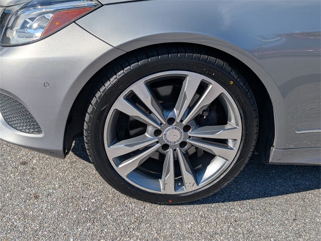 2014 Mercedes Benz E 350 photo 4