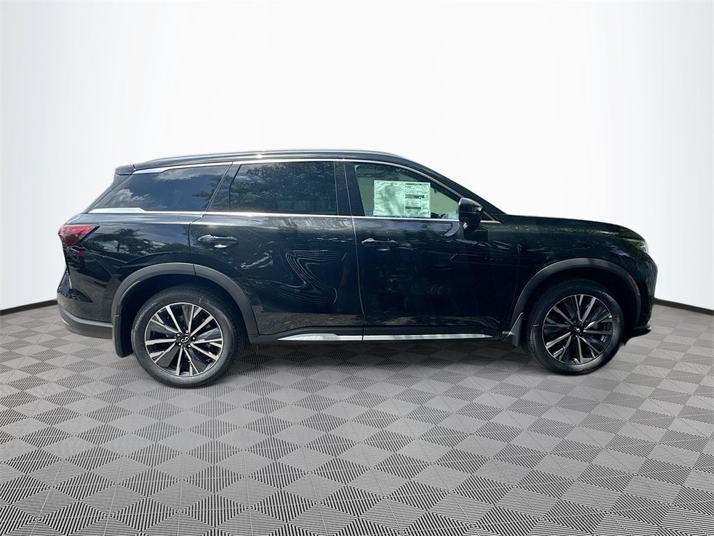 2026 Infiniti QX60 Luxe photo 8