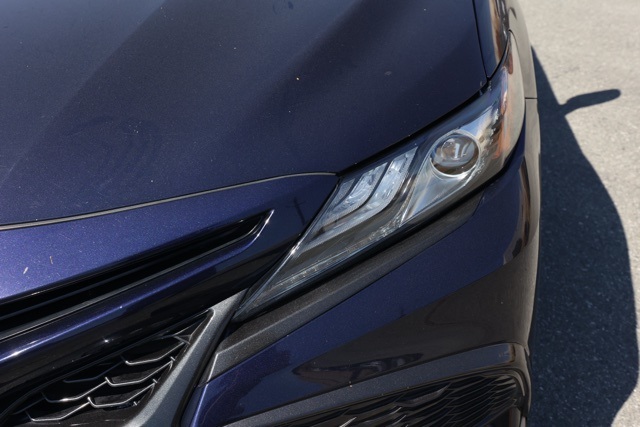 2022 Toyota Camry XSE photo 8
