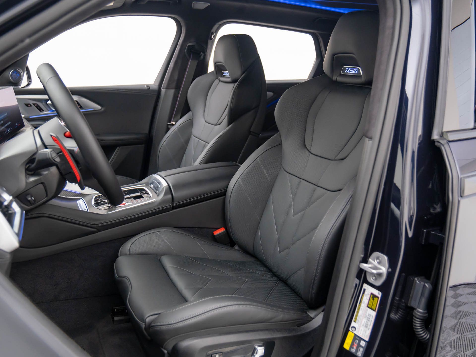 New 2025 Carbon Black Metallic BMW Base image 14